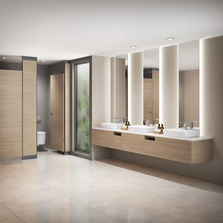 Nhà vệ sinh công cộng tại TT Genesis được trang bị đầy đủ tiện nghi cao cấp