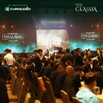 Hình ảnh đông đúc khách hàng tại sự kiện mở bán The Classia
