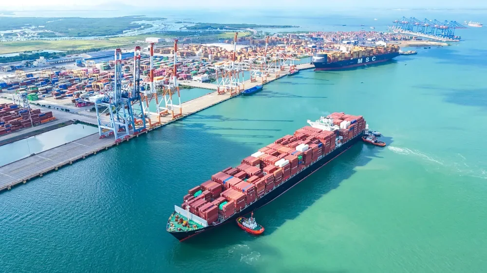 Bến cảng container nước sâu Cần Giờ tiếp nhận tàu mẹ trung chuyển quốc tế
