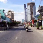 Toàn cảnh đường Nguyễn Tất Thành đoạn qua Quận 4 TP.HCM
