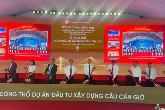 Toàn cảnh lễ động thổ cụm tiện ích trọng điểm tại Phân khu Trải nghiệm Vịnh Tiên