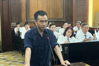 Tàu hút cát công suất lớn hoạt động ngày đêm tại công trường san lấp lấn biển Cần Giờ