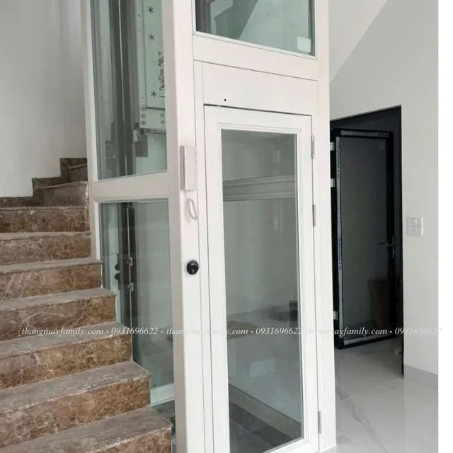 Thang máy gia đình bố trí gọn trong nhà phố nhỏ