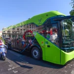 Xe buýt điện VinBus nội khu tại Vinhomes Cần Giờ